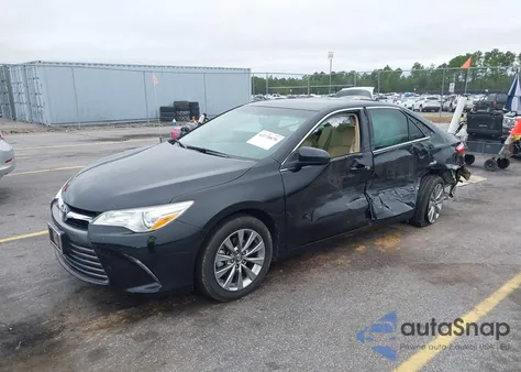 2015 Toyota Camry Xle z USA, uszkodzony, nr VIN 4T1BF1FK3FU924578